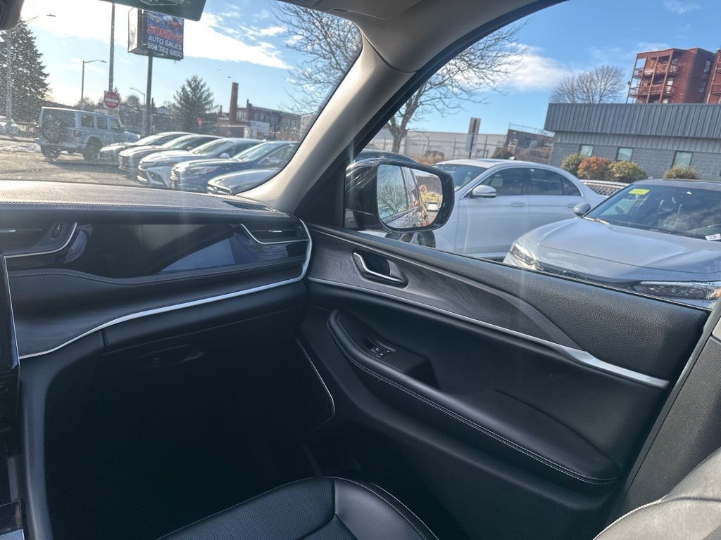 2023 Jeep Grand Cherokee 4xe Worcester MA