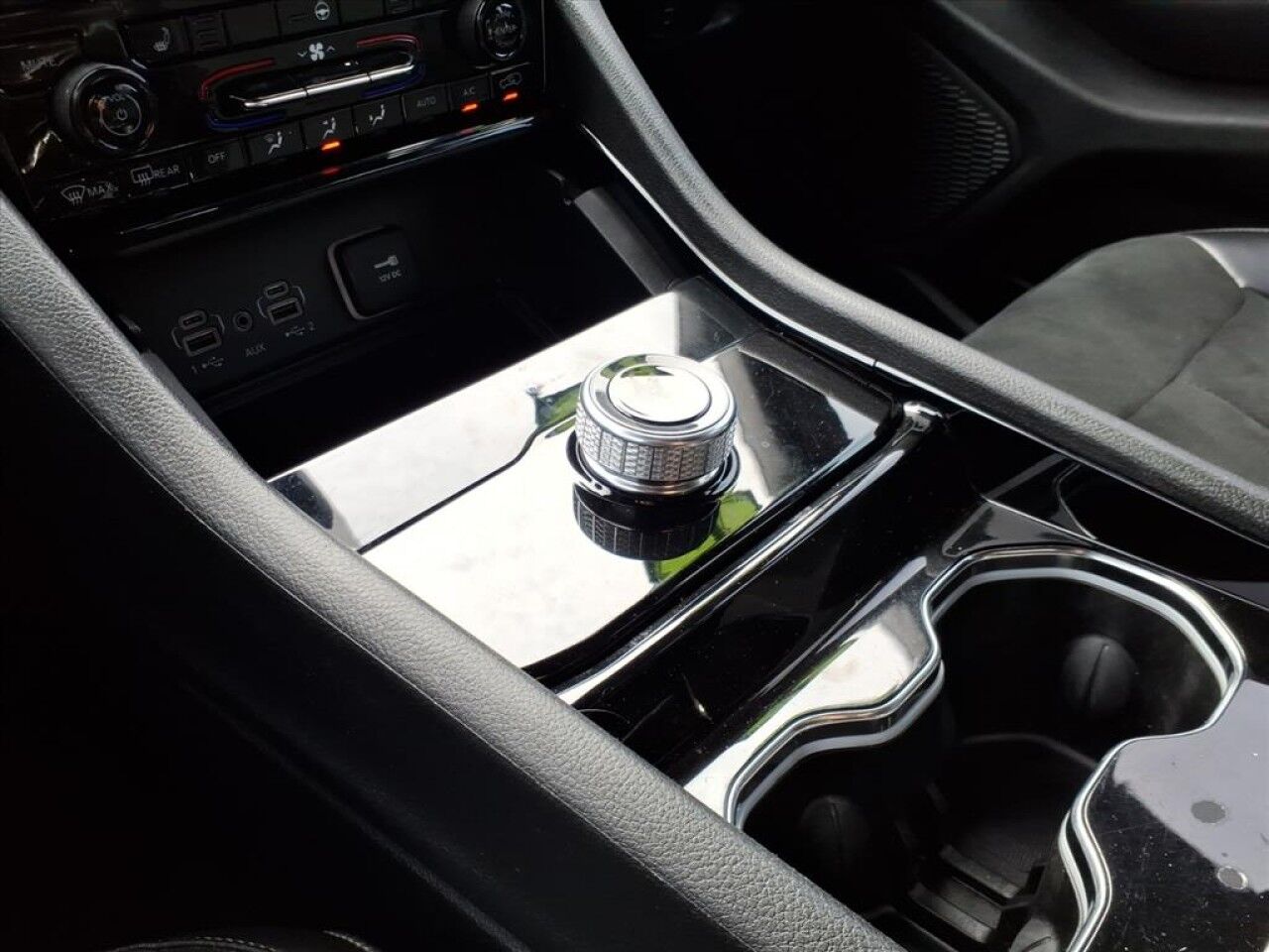 2023 Jeep Grand Cherokee Altitude Uvalde TX