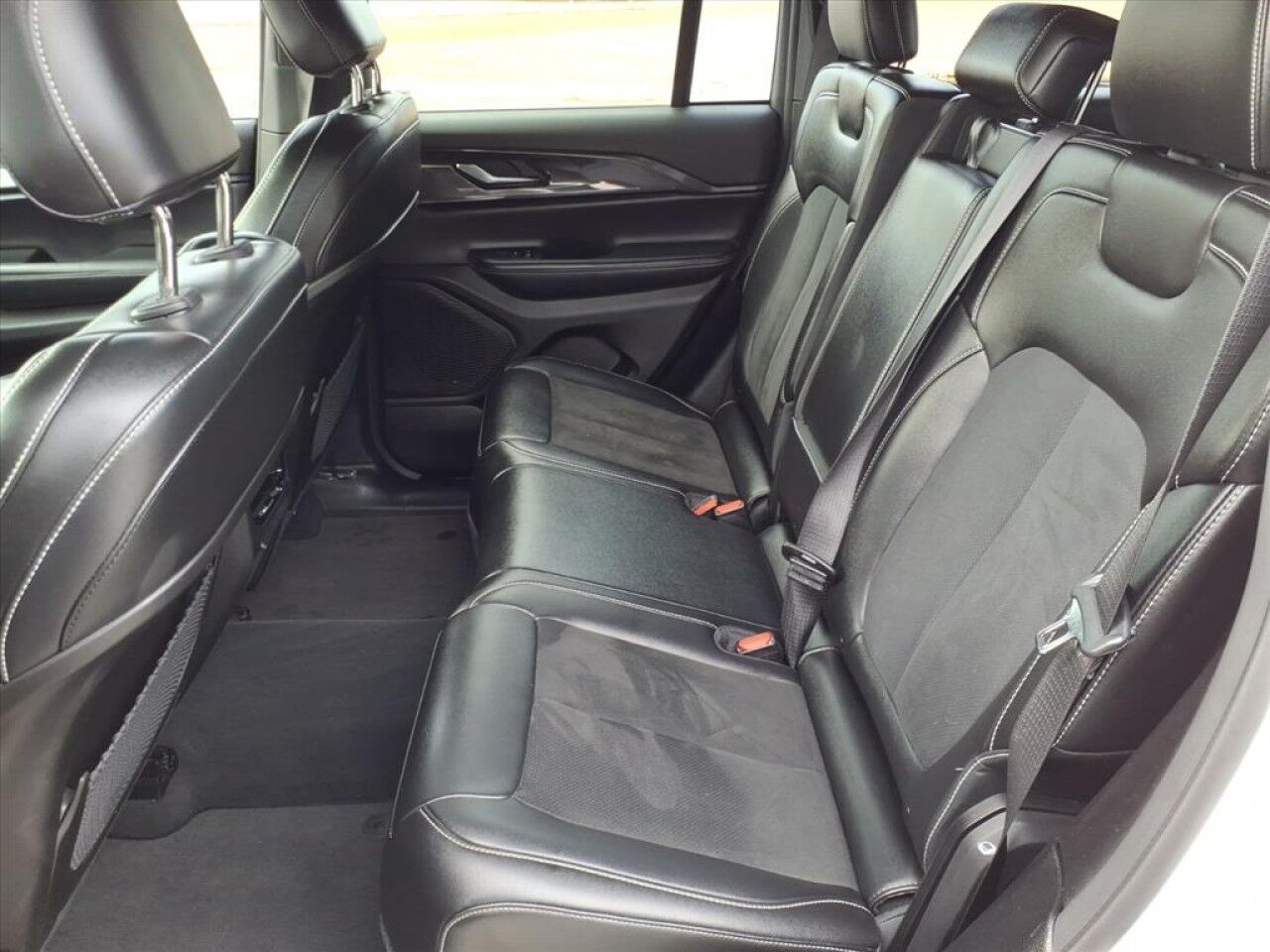 2023 Jeep Grand Cherokee Altitude Uvalde TX