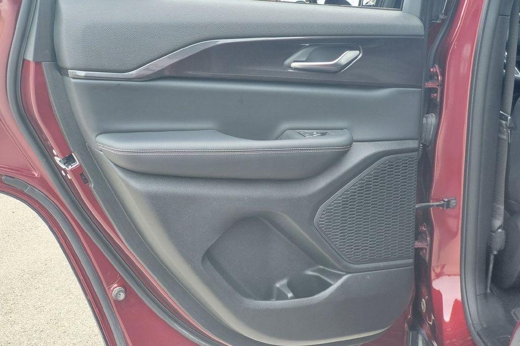 2023 Jeep Grand Cherokee Altitude Hondo TX
