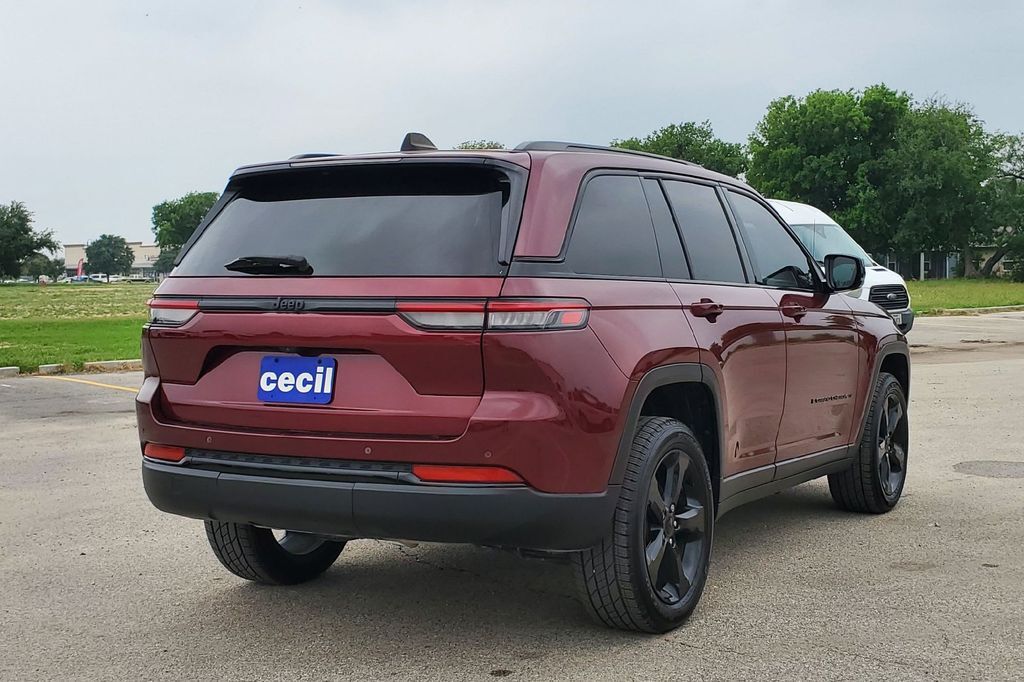 2023 Jeep Grand Cherokee Altitude Hondo TX