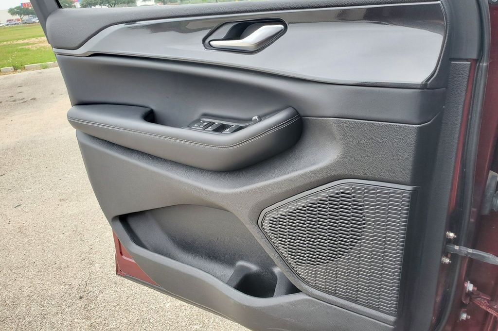 2023 Jeep Grand Cherokee Altitude Hondo TX