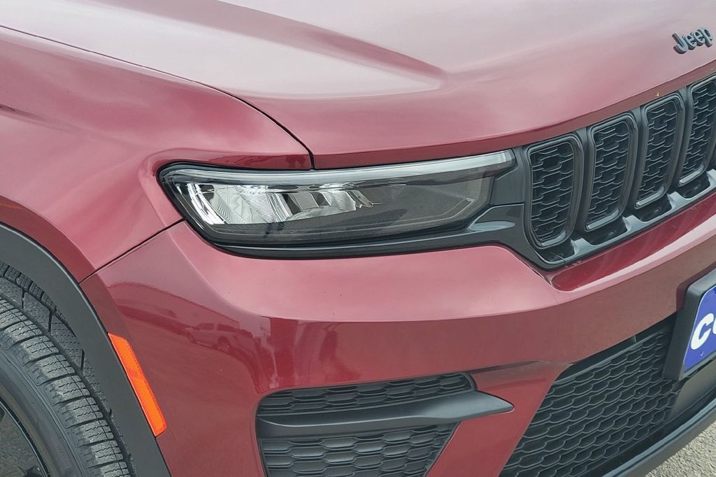 2023 Jeep Grand Cherokee Altitude Hondo TX