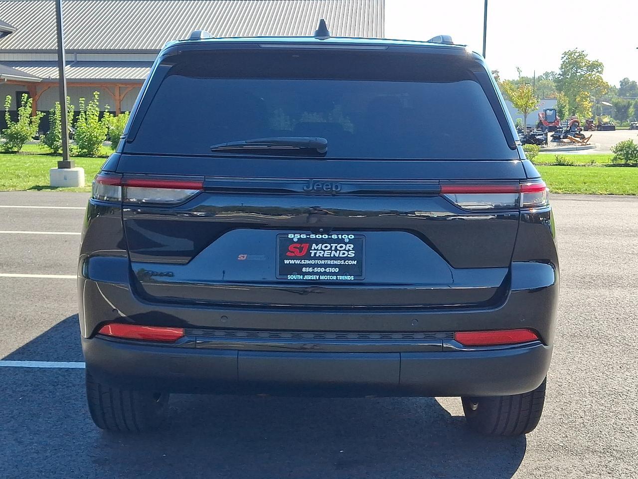2023 Jeep Grand Cherokee Altitude 4x4 Vineland NJ