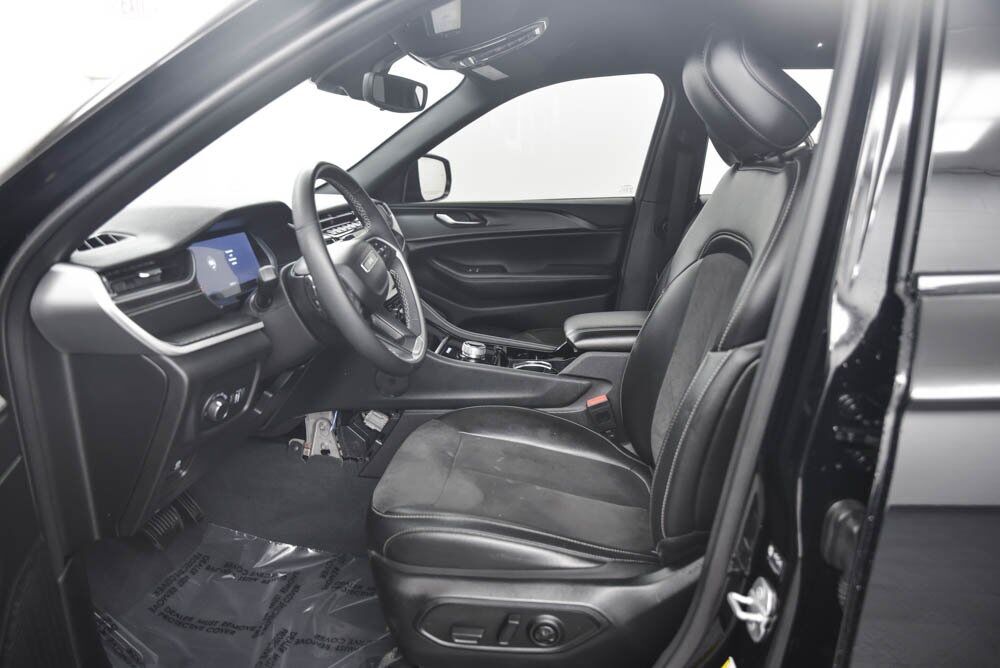 2023 Jeep Grand Cherokee Altitude AKRON OH