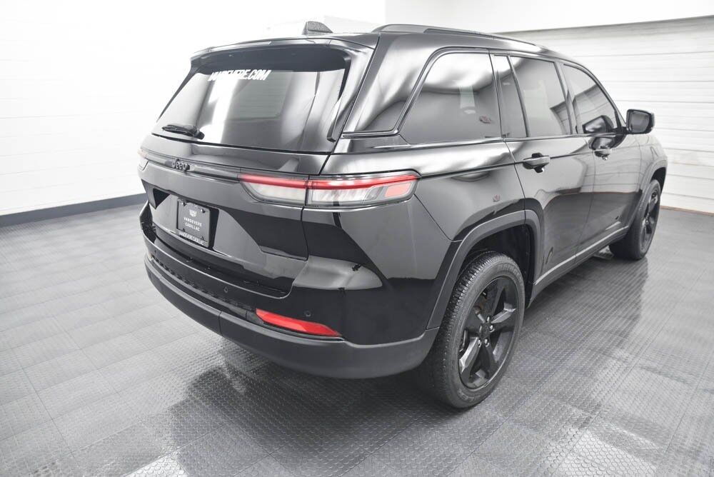 2023 Jeep Grand Cherokee Altitude AKRON OH