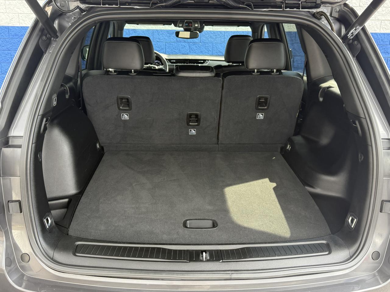 2023 Jeep Grand Cherokee Altitude Connellsville PA