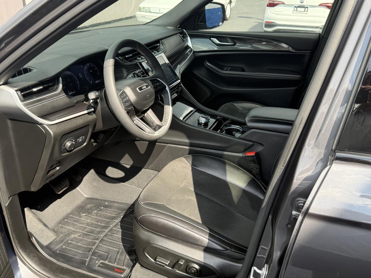 2023 Jeep Grand Cherokee Altitude Connellsville PA