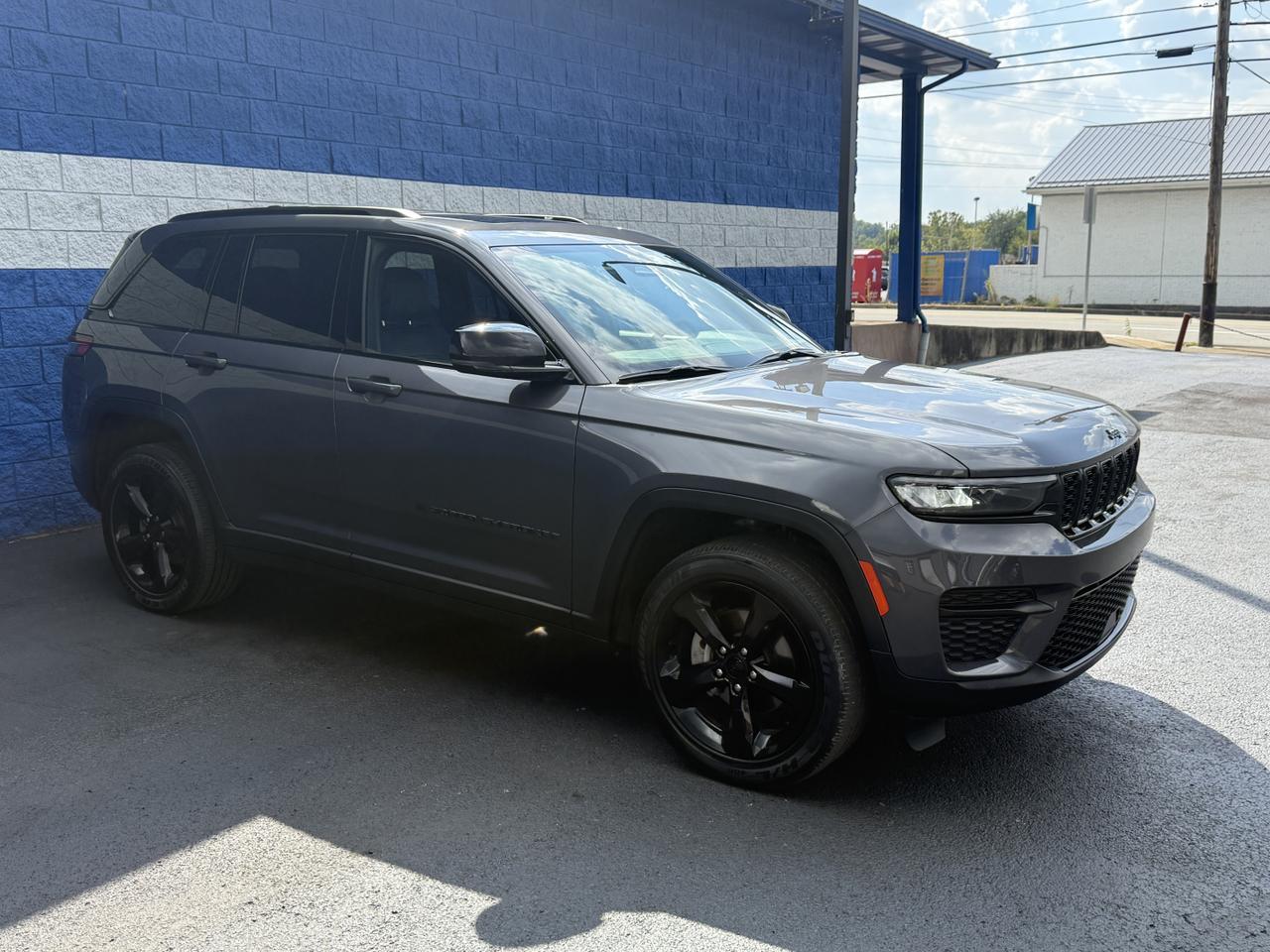 2023 Jeep Grand Cherokee Altitude