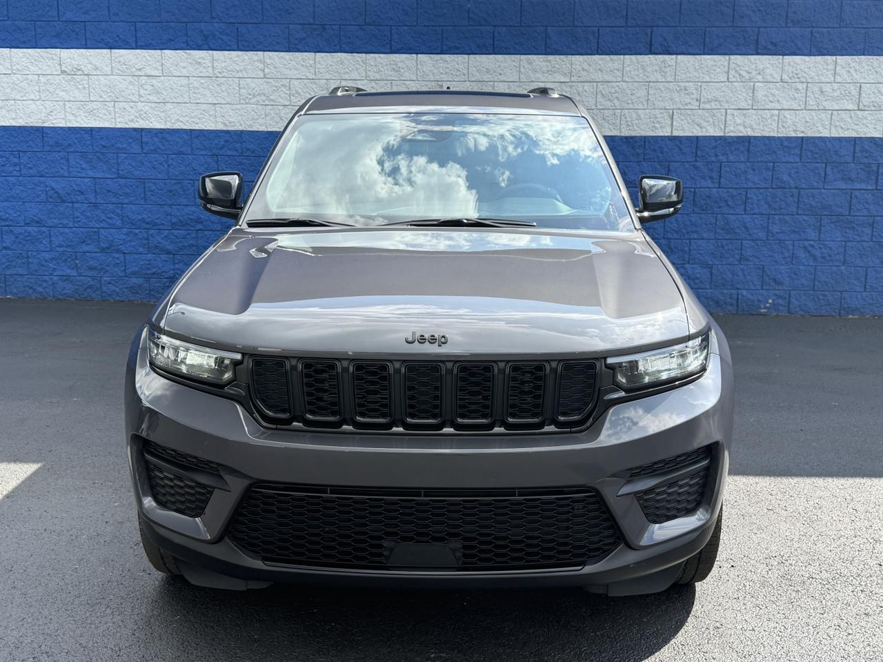 2023 Jeep Grand Cherokee Altitude Connellsville PA