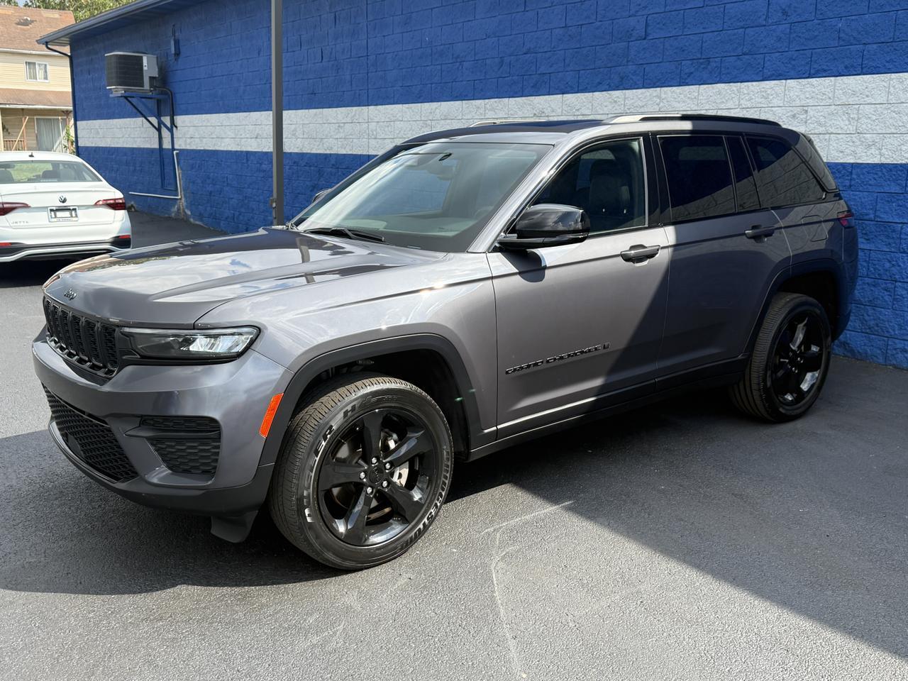 2023 Jeep Grand Cherokee Altitude Connellsville PA