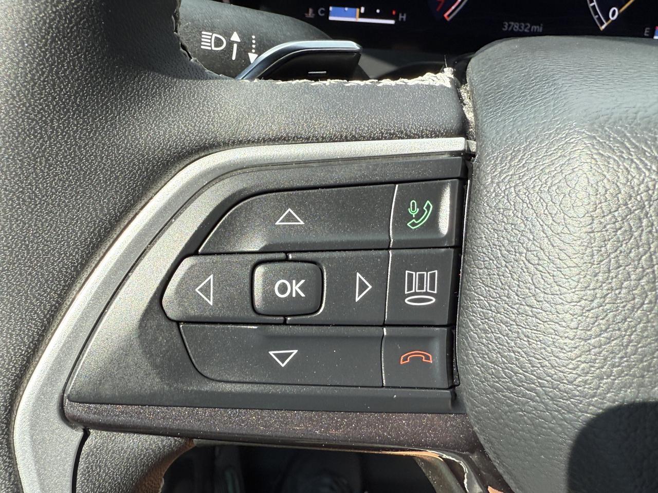 2023 Jeep Grand Cherokee Altitude Connellsville PA