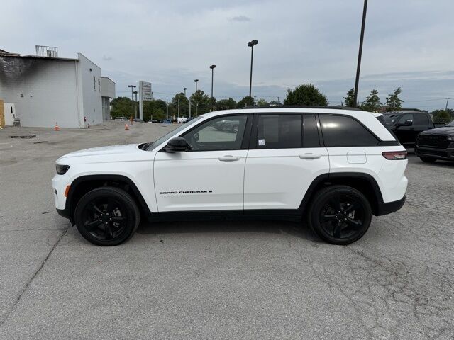 2023 Jeep Grand Cherokee Altitude Crestwood KY