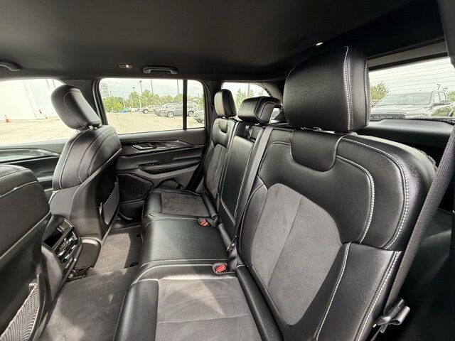 2023 Jeep Grand Cherokee Altitude Crestwood KY