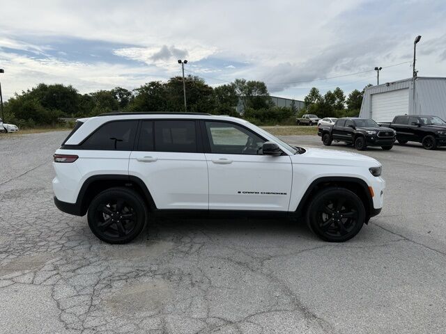 2023 Jeep Grand Cherokee Altitude Crestwood KY