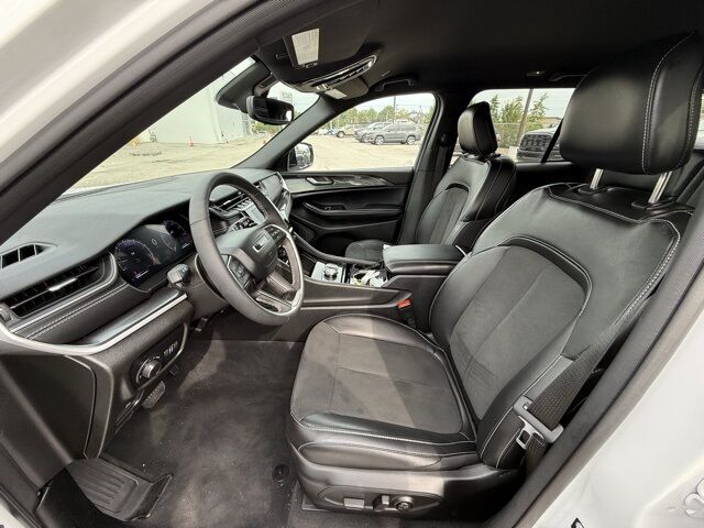 2023 Jeep Grand Cherokee Altitude Crestwood KY