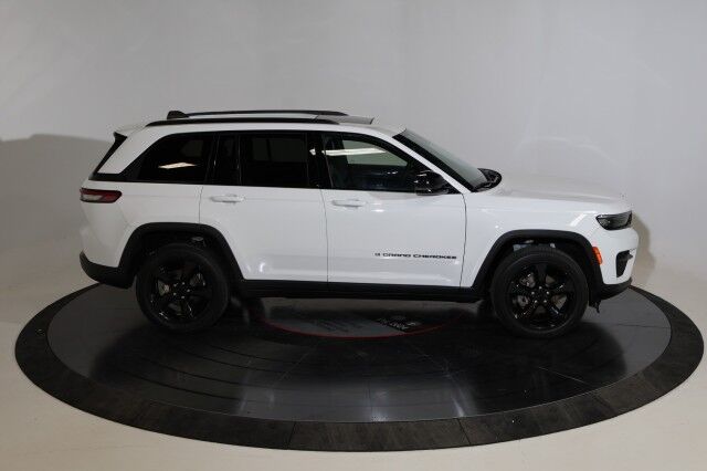 2023 Jeep Grand Cherokee Altitude Franklin TN