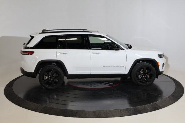 2023 Jeep Grand Cherokee Altitude Franklin TN