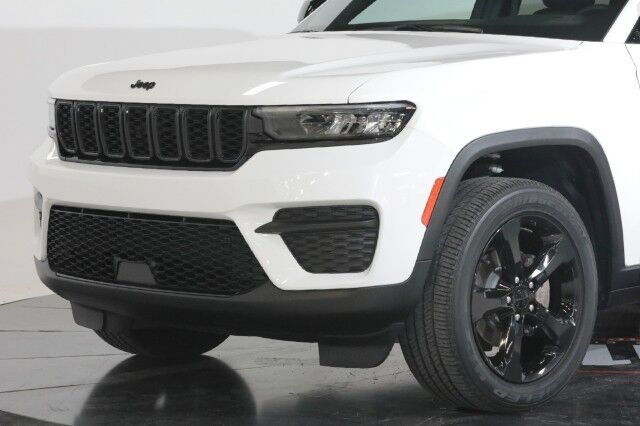 2023 Jeep Grand Cherokee Altitude Franklin TN