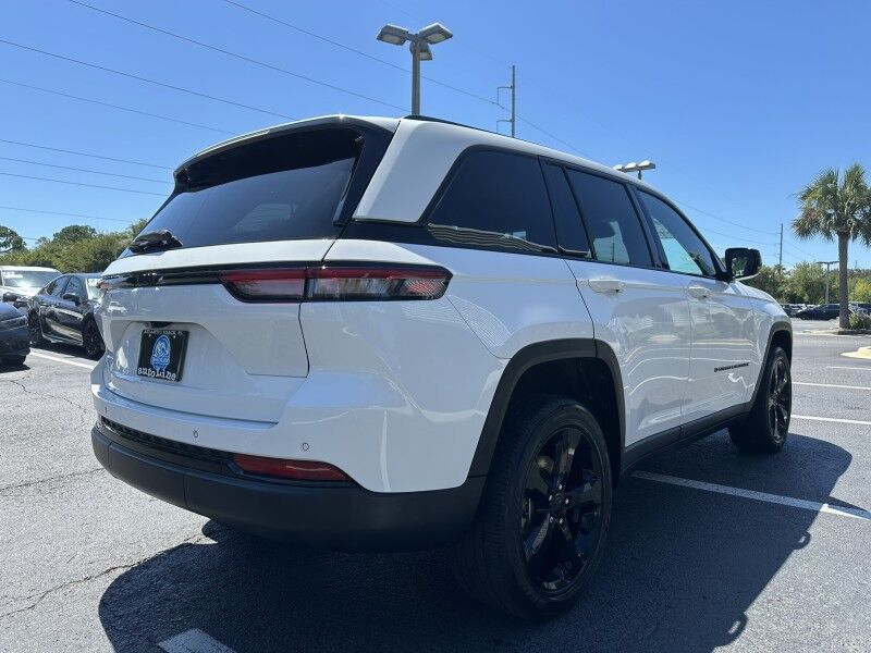 2023 Jeep Grand Cherokee Altitude Jacksonville FL