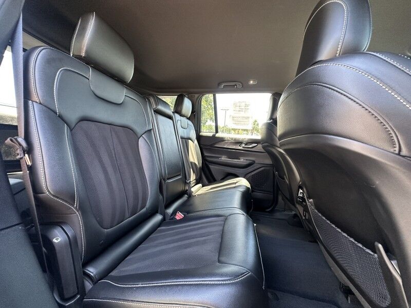 2023 Jeep Grand Cherokee Altitude Jacksonville FL