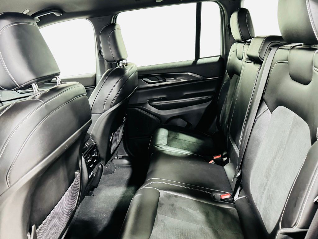 2023 Jeep Grand Cherokee Altitude Jersey City NJ