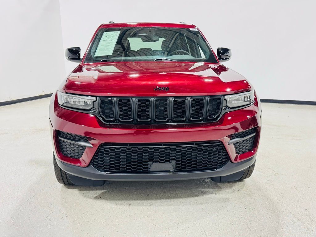 2023 Jeep Grand Cherokee Altitude Jersey City NJ