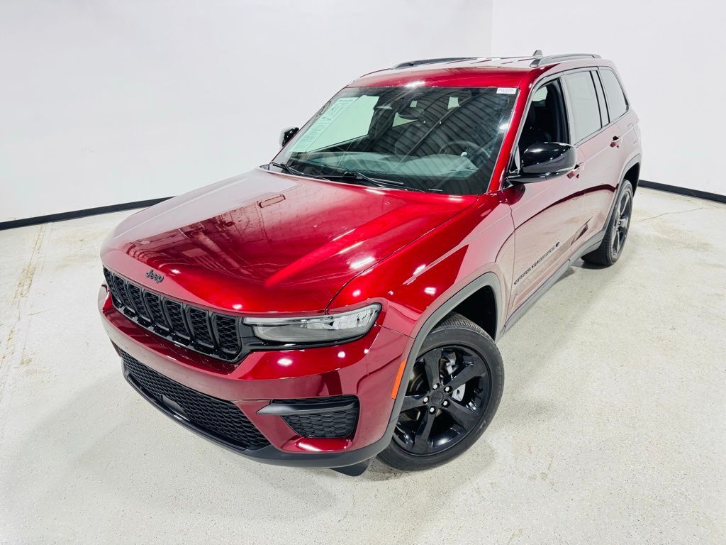 2023 Jeep Grand Cherokee Altitude Jersey City NJ