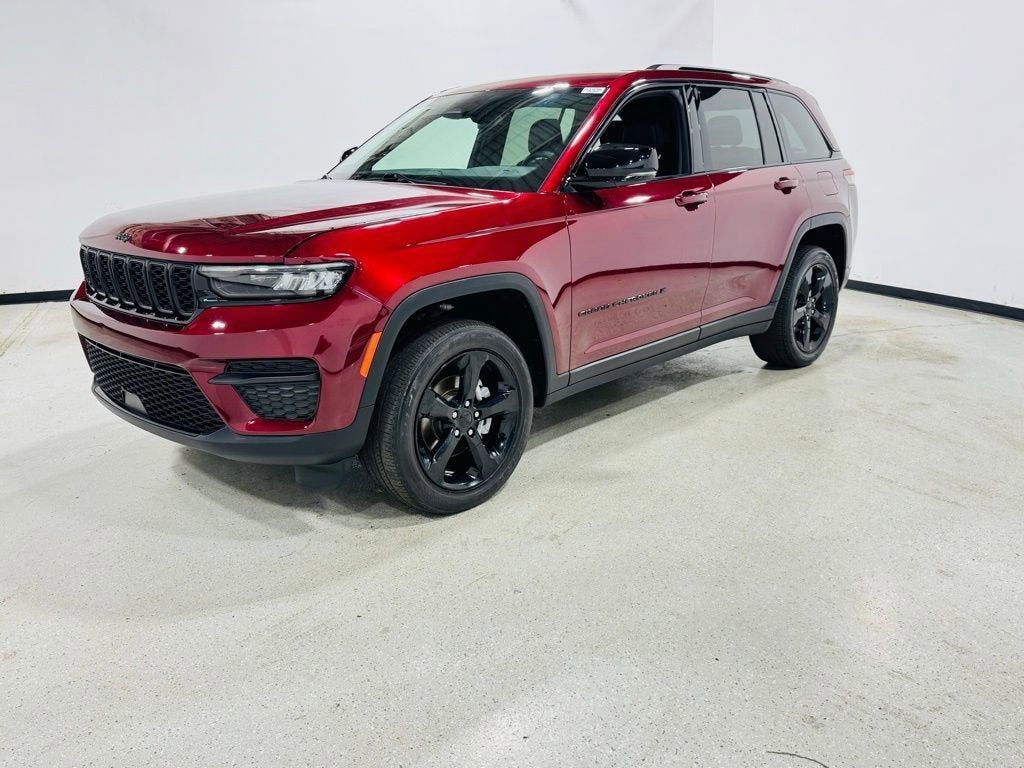 2023 Jeep Grand Cherokee Altitude Jersey City NJ