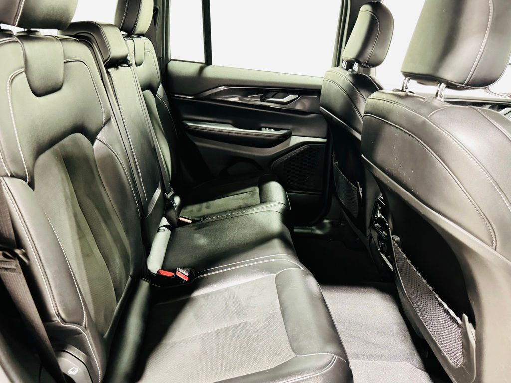 2023 Jeep Grand Cherokee Altitude Jersey City NJ