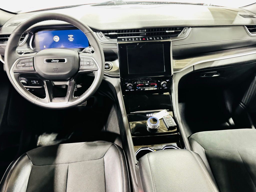2023 Jeep Grand Cherokee Altitude Jersey City NJ
