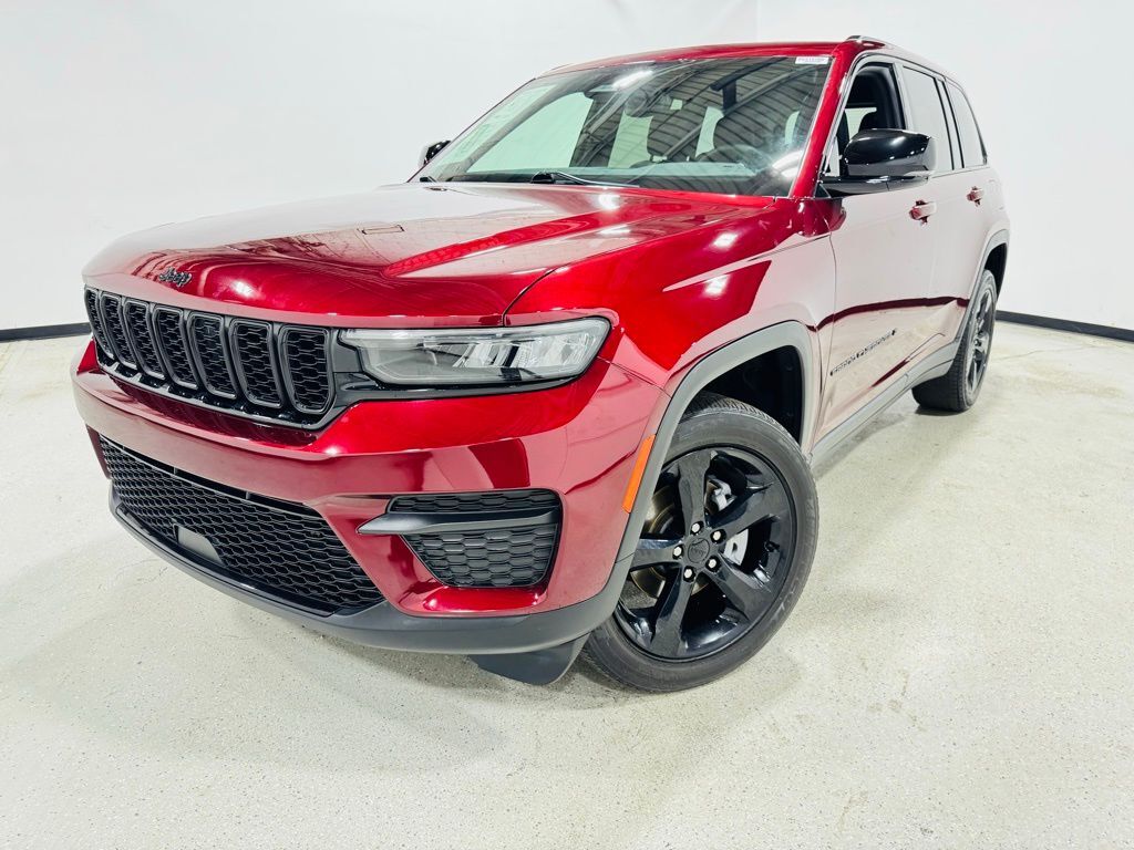 2023 Jeep Grand Cherokee Altitude Jersey City NJ