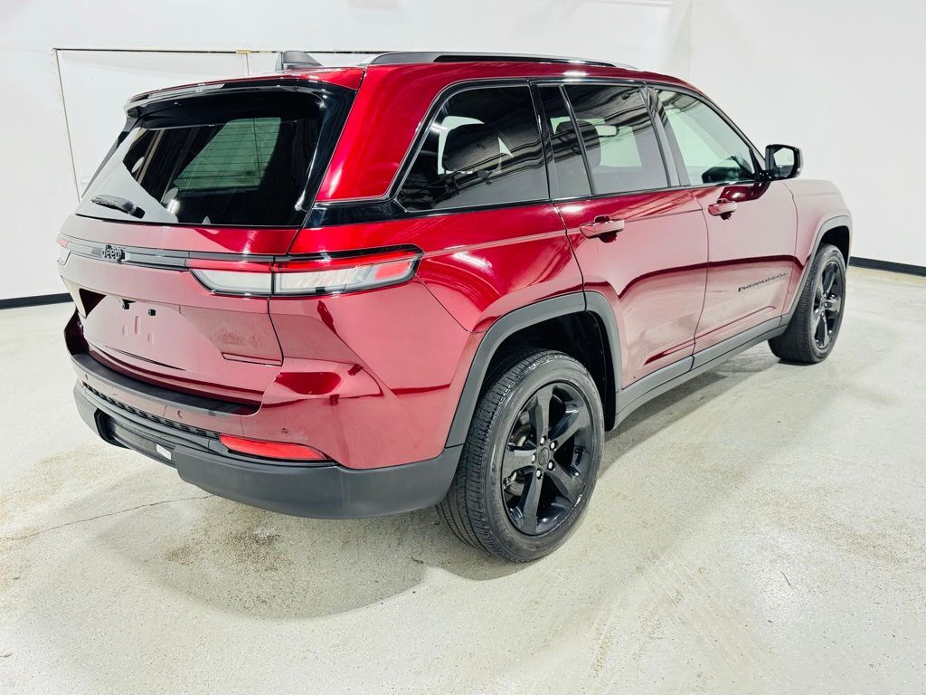 2023 Jeep Grand Cherokee Altitude Jersey City NJ