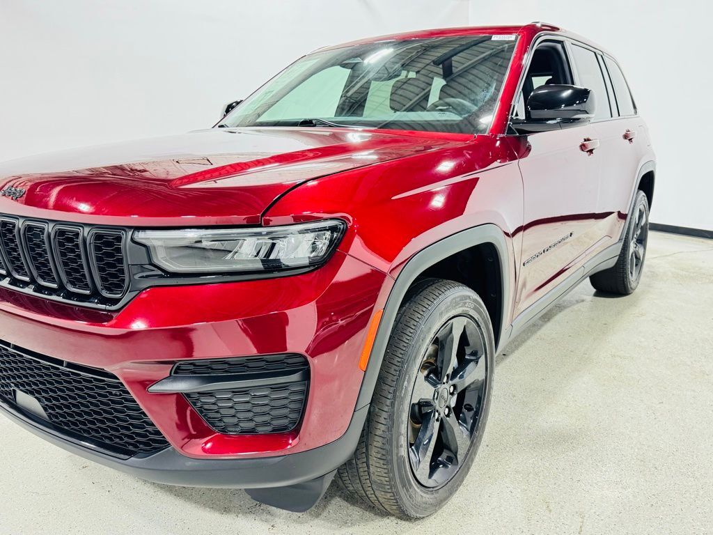 2023 Jeep Grand Cherokee Altitude Jersey City NJ