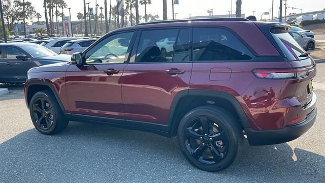 2023 Jeep Grand Cherokee Altitude Corona CA