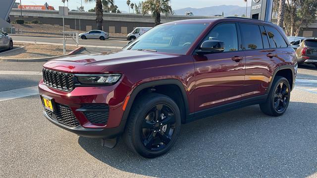 2023 Jeep Grand Cherokee Altitude Corona CA