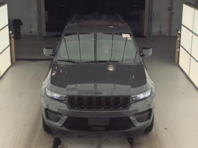 2023 Jeep Grand Cherokee Altitude Marshfield MA
