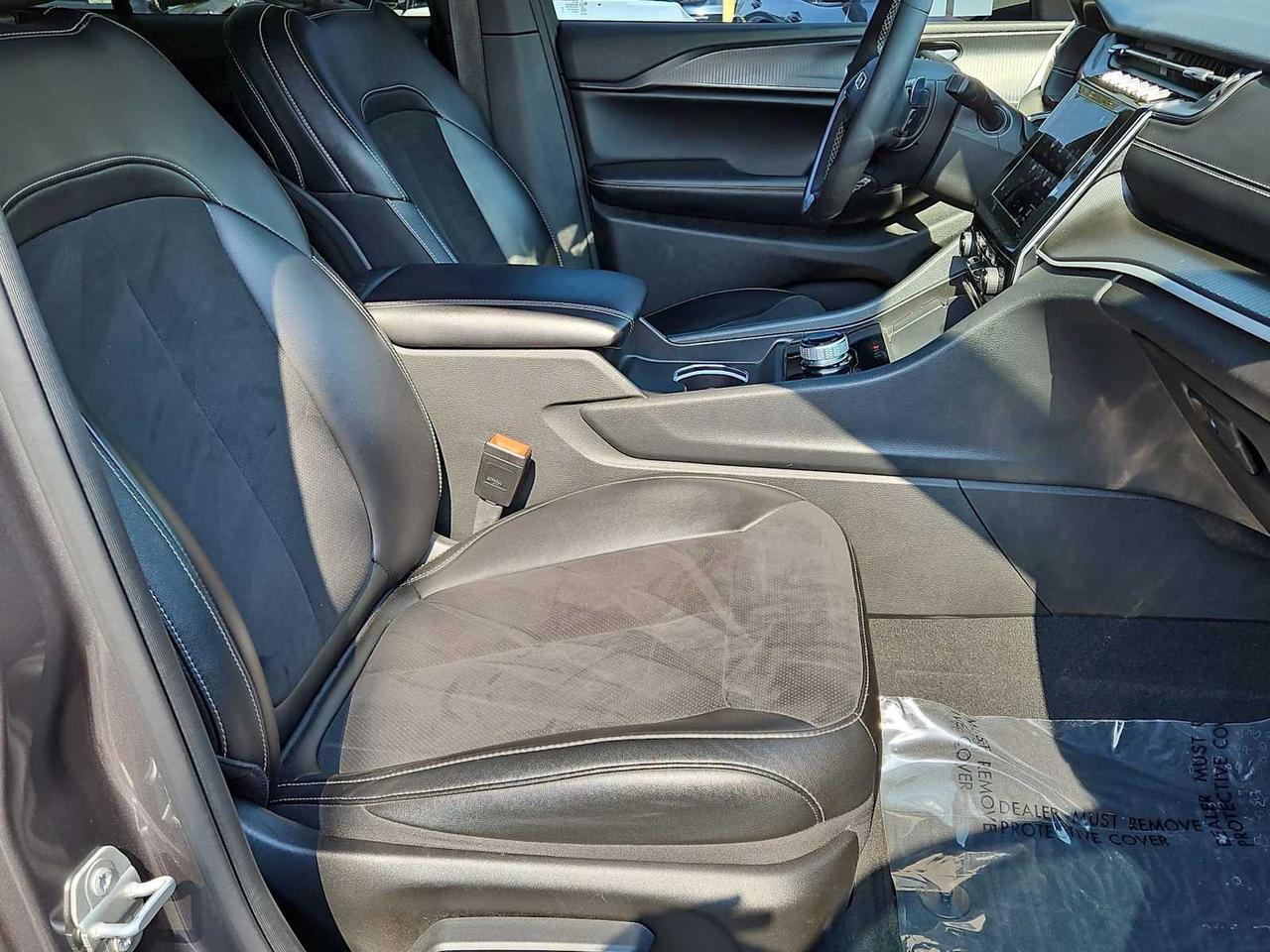 2023 Jeep Grand Cherokee Altitude Irving TX
