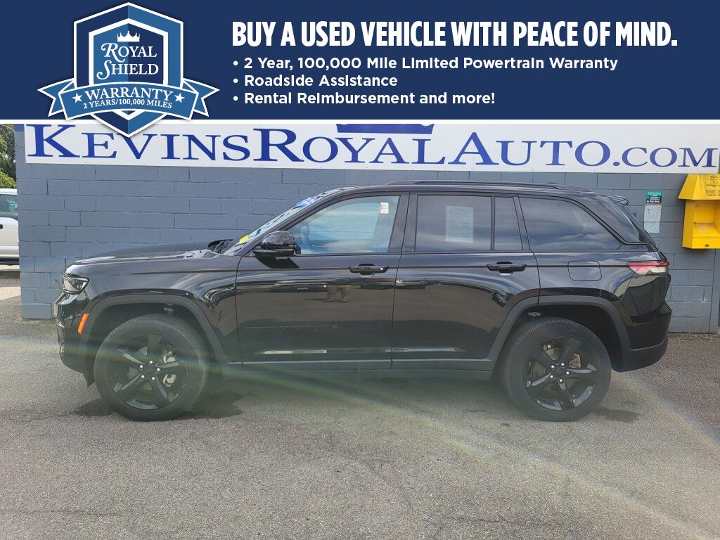 2023 Jeep Grand Cherokee Altitude Owego NY