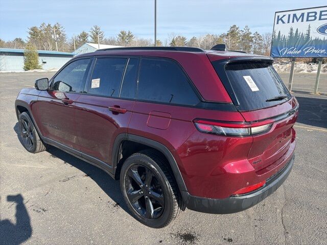 2023 Jeep Grand Cherokee Altitude Pine River MN