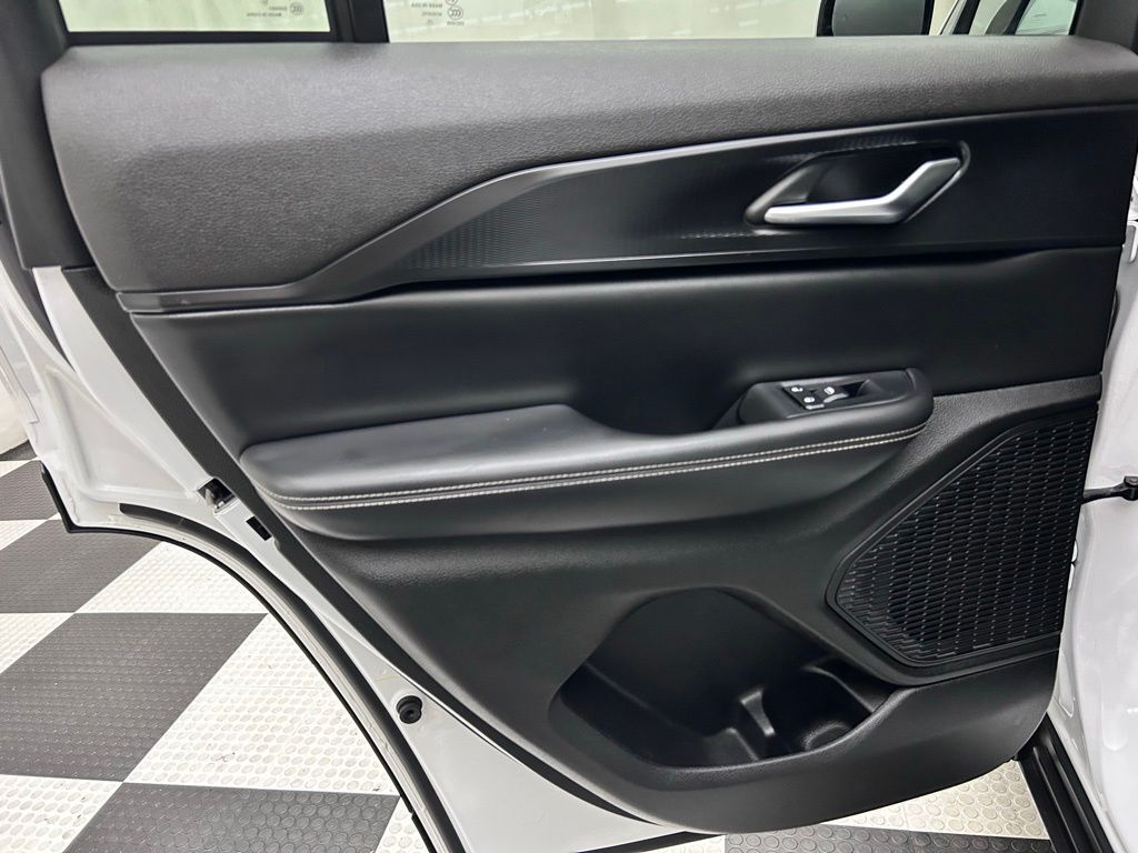 2023 Jeep Grand Cherokee Altitude Portland OR