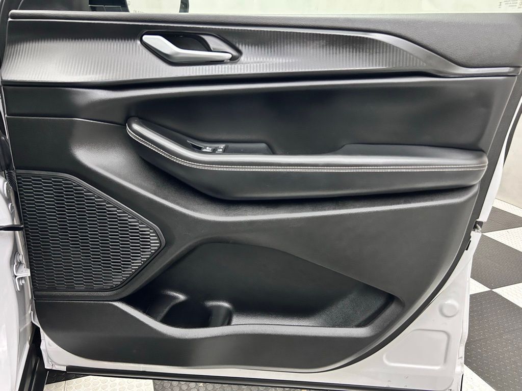 2023 Jeep Grand Cherokee Altitude Portland OR