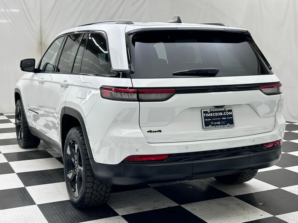 2023 Jeep Grand Cherokee Altitude Portland OR