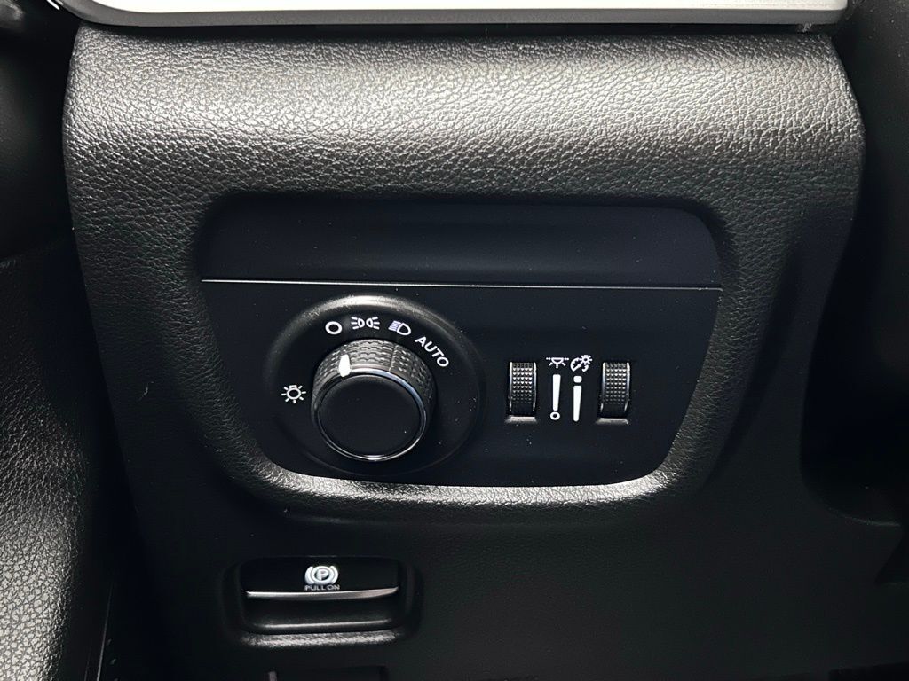 2023 Jeep Grand Cherokee Altitude Portland OR