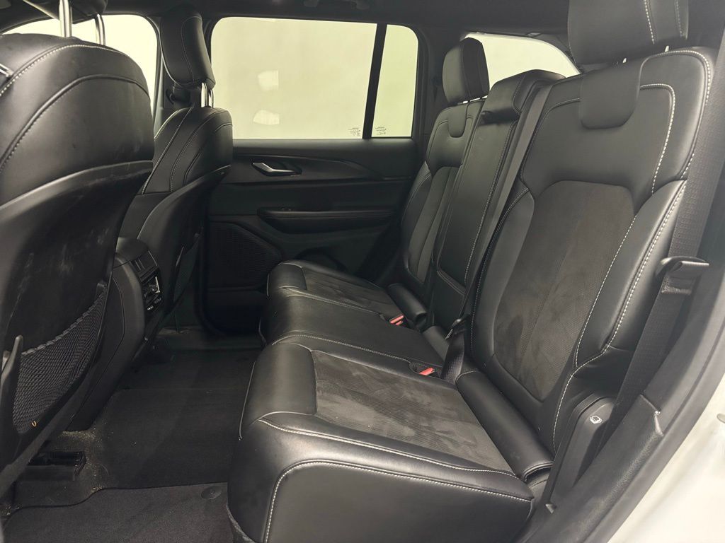 2023 Jeep Grand Cherokee Altitude Portland OR