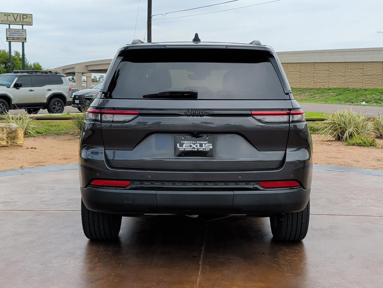 2023 Jeep Grand Cherokee Altitude