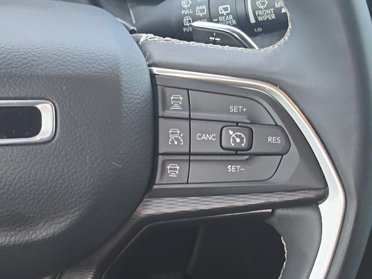 2023 Jeep Grand Cherokee Altitude San Antonio TX