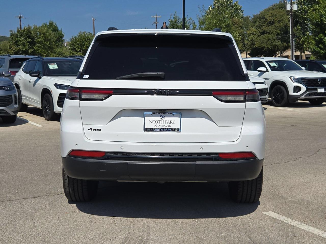 2023 Jeep Grand Cherokee Altitude San Antonio TX