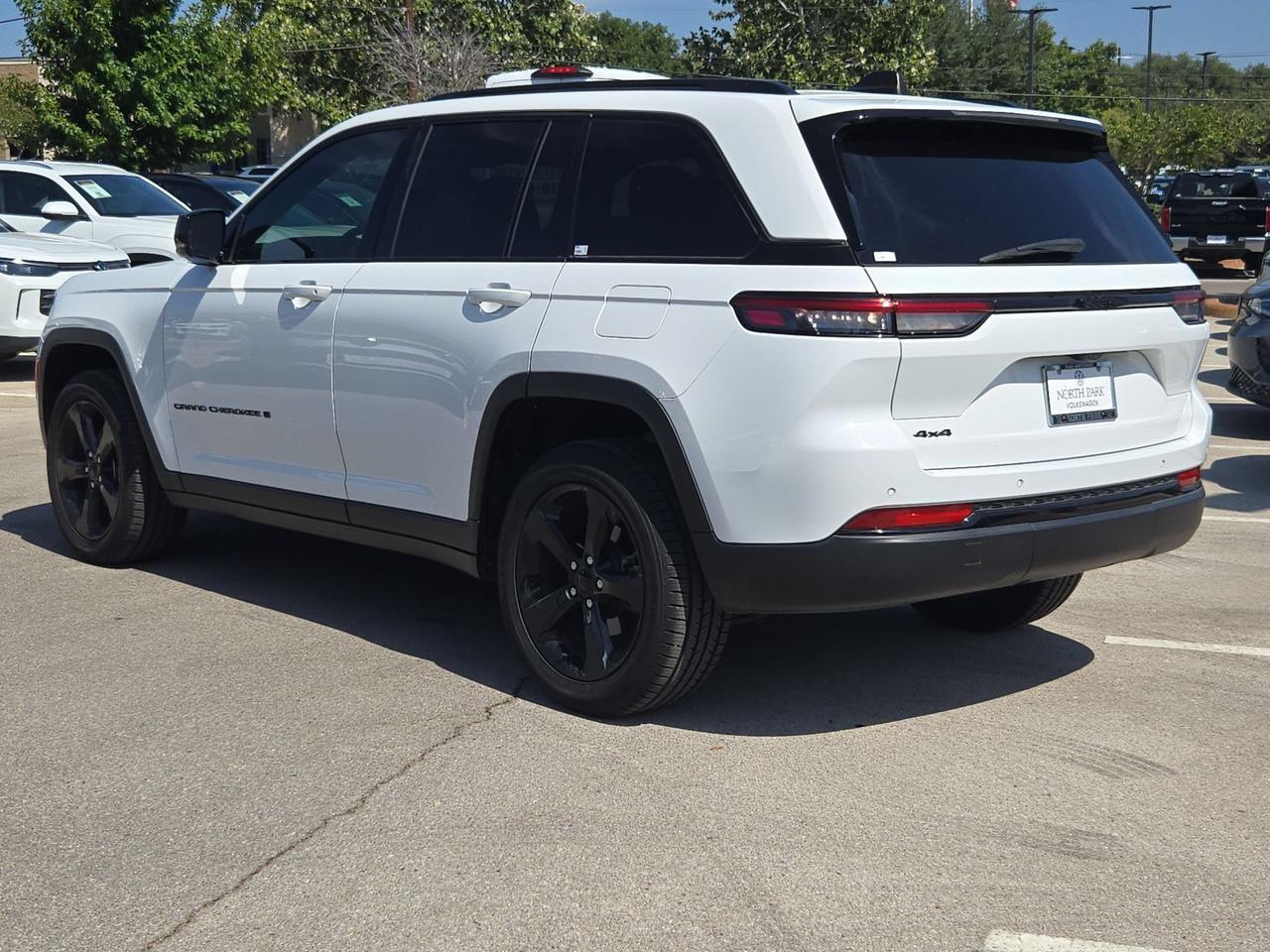 2023 Jeep Grand Cherokee Altitude San Antonio TX