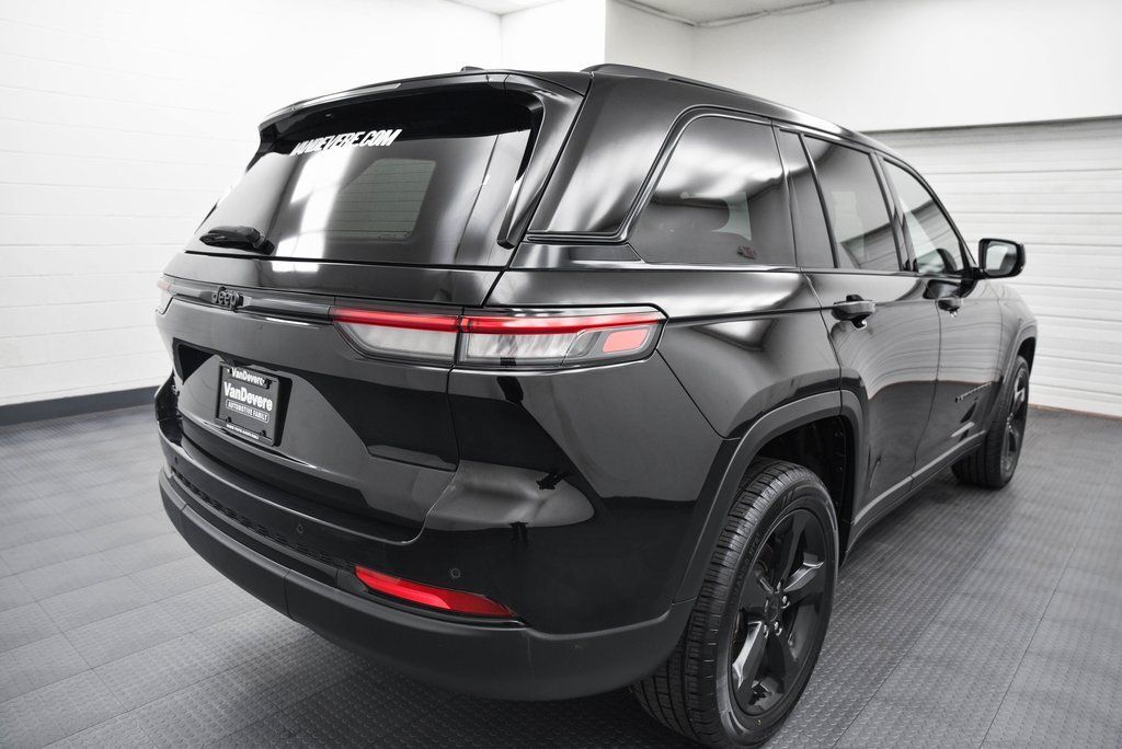 2023 Jeep Grand Cherokee Altitude X Akron OH